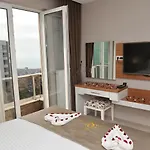 Qamar Prestige