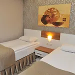 Qamar Prestige 4*