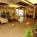 Qamar Prestige 4* 트라존