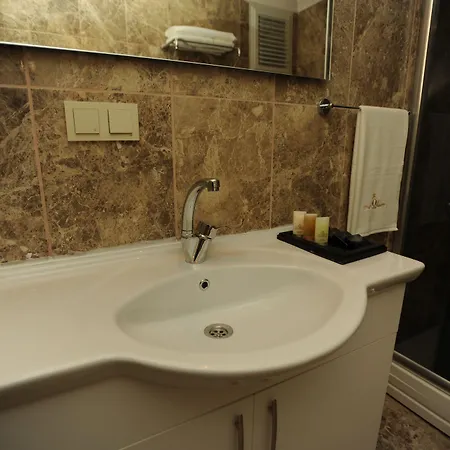 Qamar Prestige Aparthotel 4*