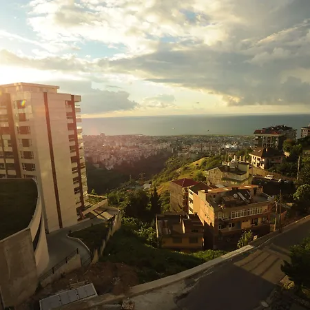 قمر بريستيج سويتس 4*