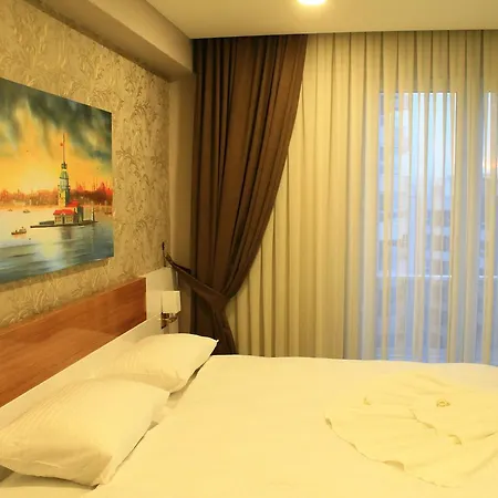Qamar Prestige