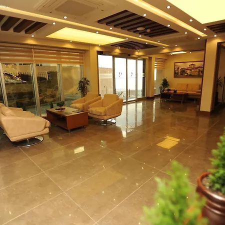 Qamar Prestige 4* 特拉布宗