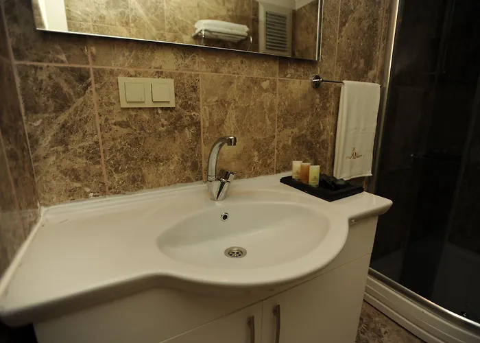 Qamar Prestige Aparthotel 4*