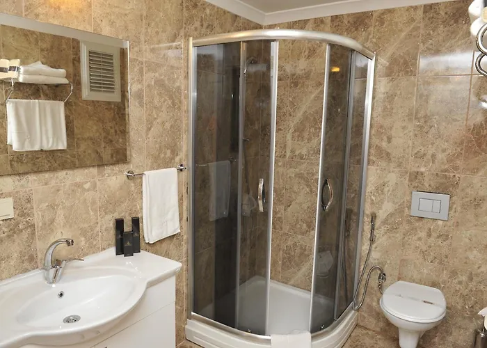 Qamar Prestige Aparthotel 4*